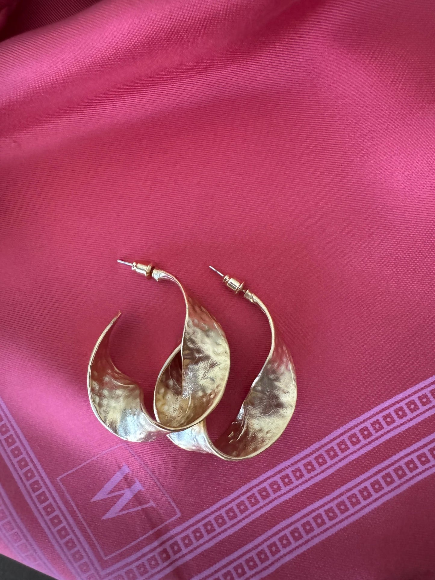 Altın Dövme Halka Küpe - Mağazam